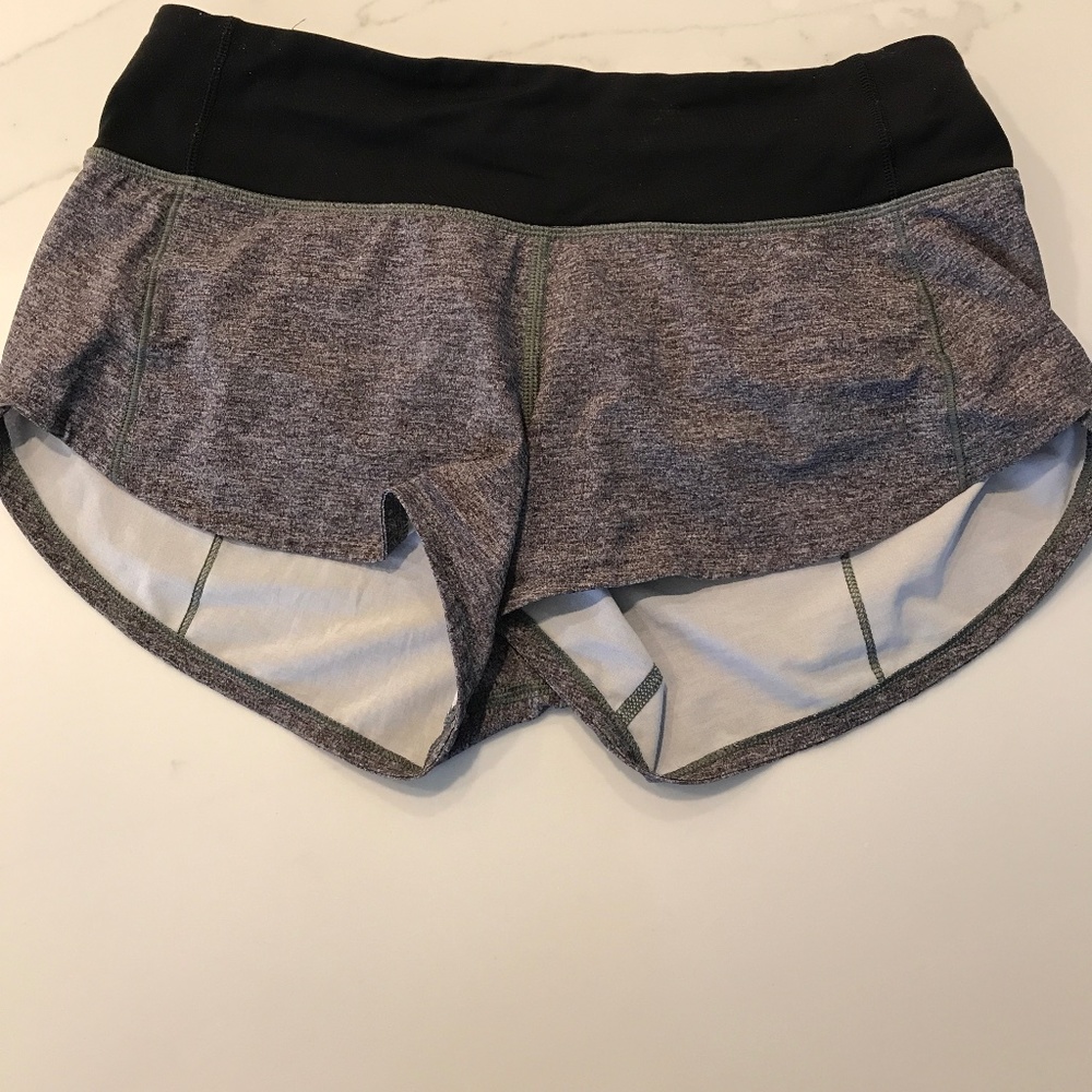 Pre-owned Lululemon Speed Up Shorts, 2.5 Grey, Size 2